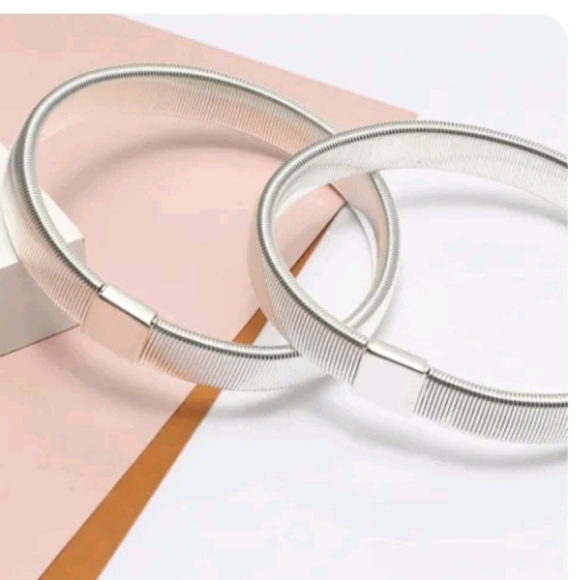 1pcs Bracelet or Sleeve Cuff Holder Metal Sleeve Garter 2 in 1 - Picture 4 of 12
